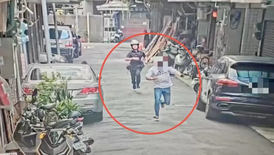 影/通緝毒蟲拒檢落跑　萬華警開4槍逮人