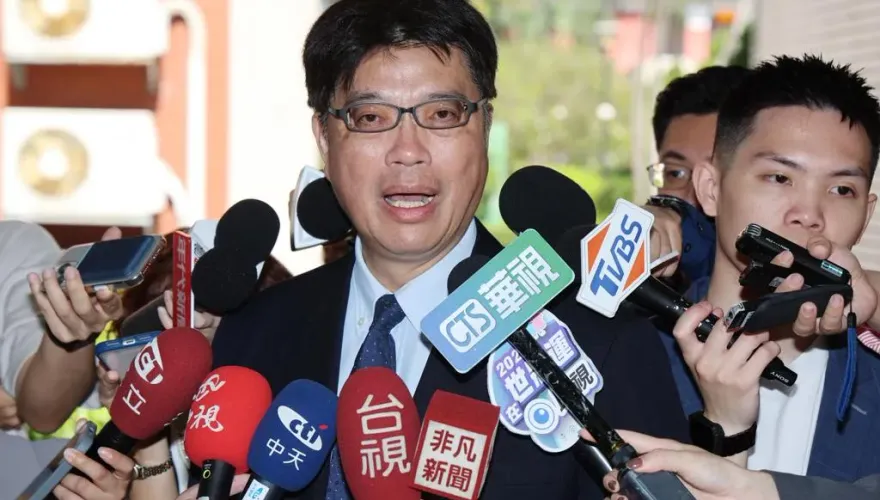 軍公教清查出爐！2人持大陸身分證涉國家機密？邱垂正1句話回應