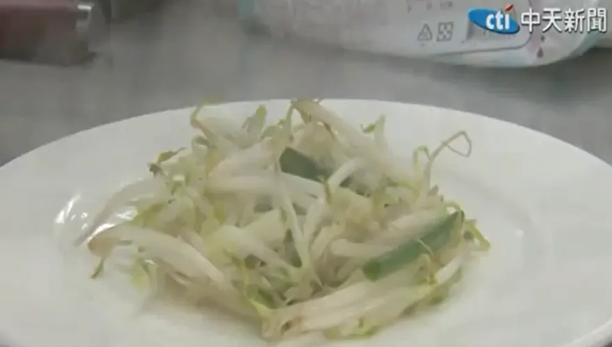鐵板燒「少放豆芽菜」更好吃？　網驚：根本邪教