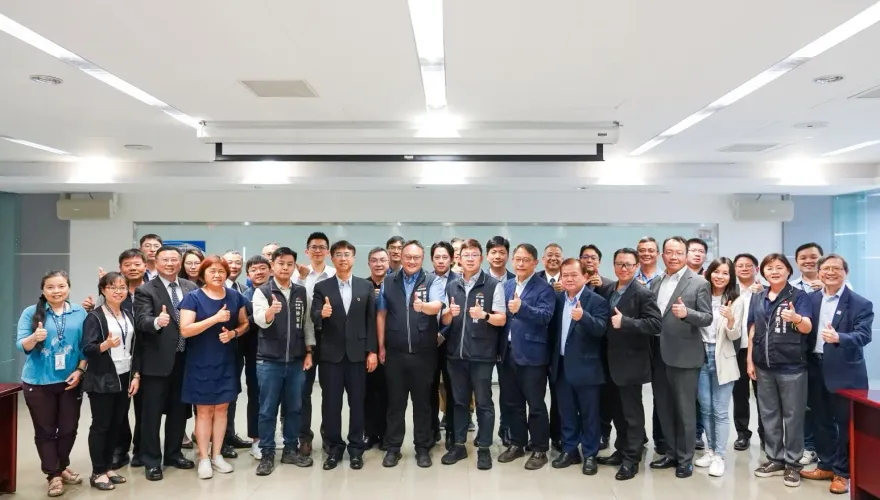 智慧台中新動力！　海內外AI專家齊聚研商數位產業發展