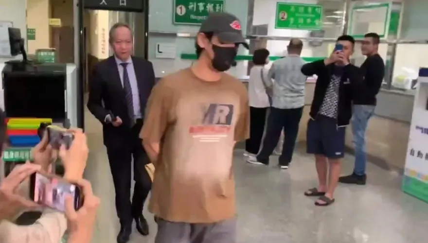 影/陳零九閃兵檢複訊後交保　目前交保金30萬最高