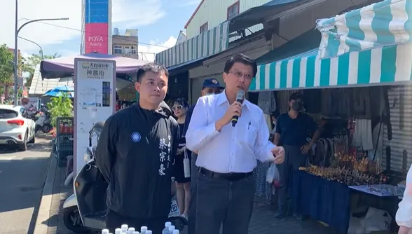 小時候曾和時跟黃仁勳是鄰居！謝龍介：我住廟前、他住廟後