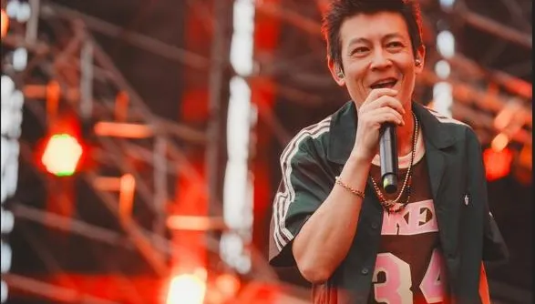 陳冠希登太空港嗨飆神曲　蛋堡詩性開唱征服全場