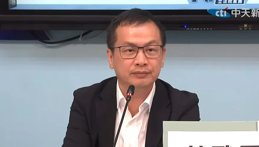 簡舒培私下罵賴清德超蠢　羅智強酸她錯了：賴是壞不是蠢