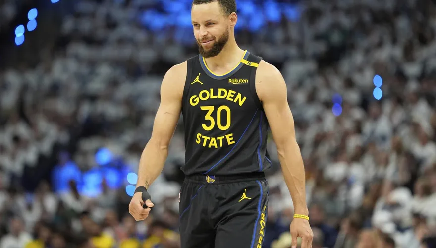 NBA/柯瑞今夏多了大肌肌！訓練師證實：體態更壯