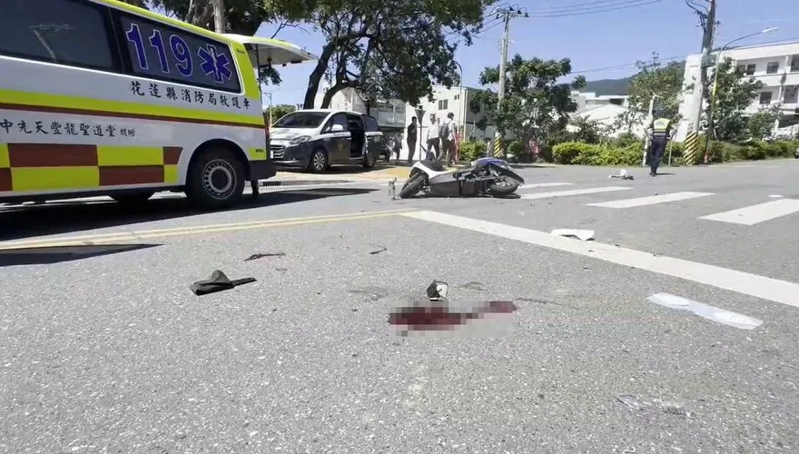 花蓮轎車、電動車互撞！9旬翁倒地遭輾壓　血流一地亡