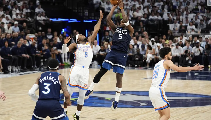 NBA/灰狼狂勝42分寫紀錄！愛德華茲領軍扳回一城