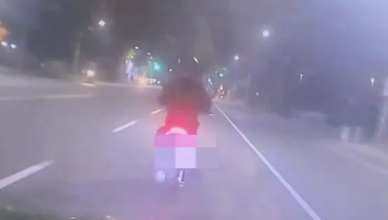 影/高雄24歲女闖紅燈拒檢自撞亡！家屬：女兒很乖為何警一直追她