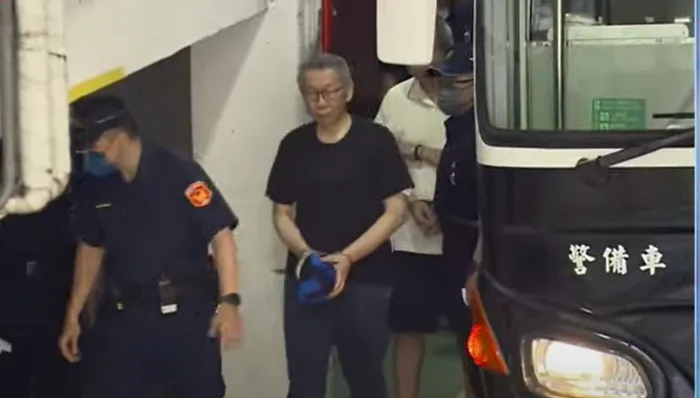 柯文哲延押2個月理由曝光　網民反諷：司法笑話