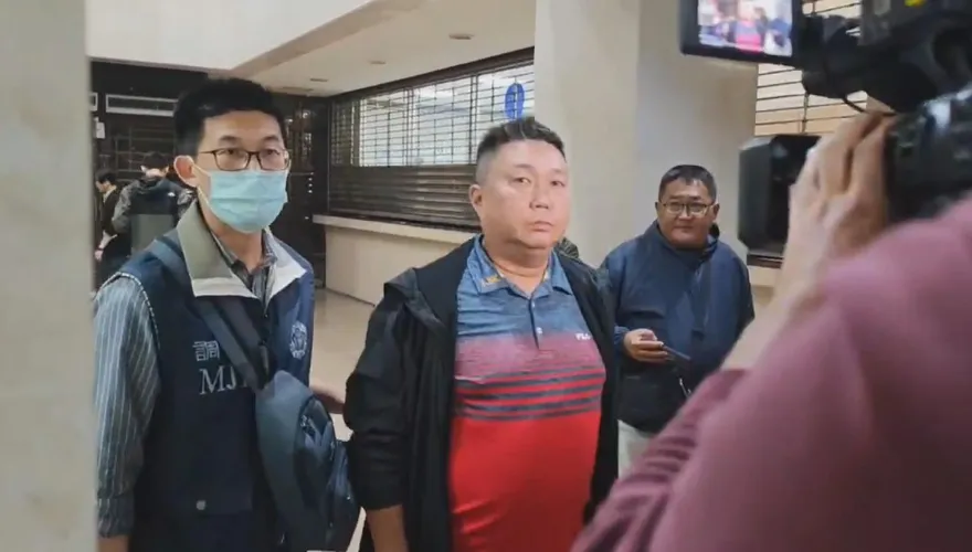 南港貪警查個資賣郭哲敏　法官裁定羈押禁見