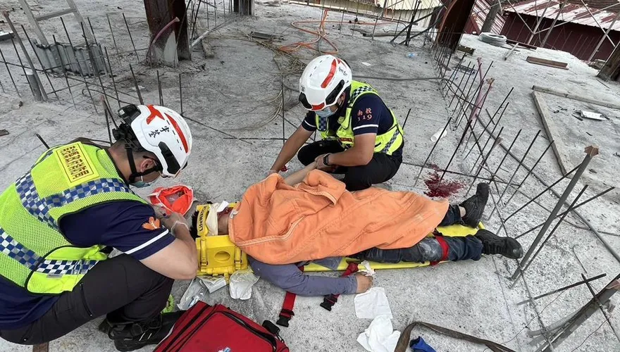 南投34歲工人疑工地跌倒　「鋼筋驚悚插眼」未脫險境