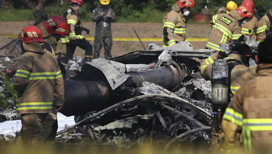 南韓軍機撞山墜毀…機上4人已2死殉職　另2人搜救中