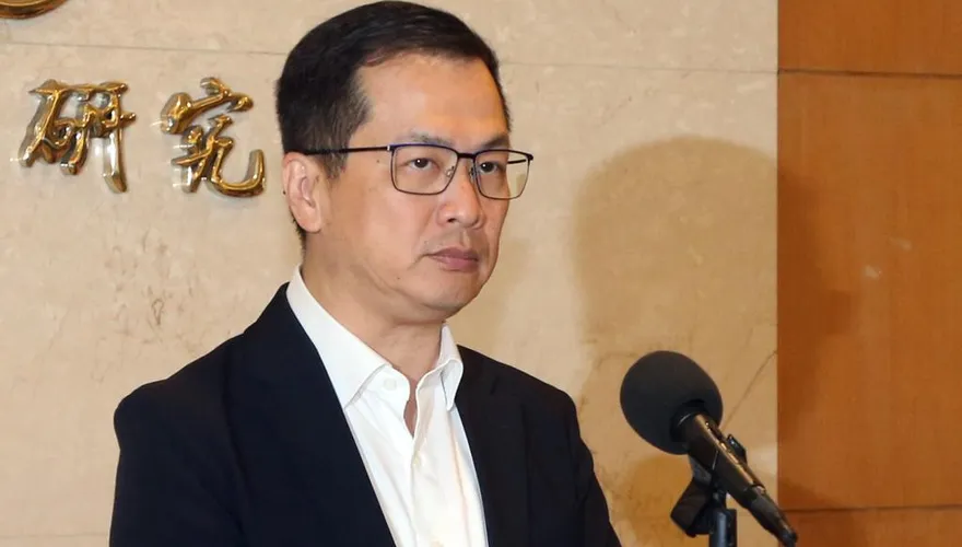 罷團慘了！羅智強遭控「打電話騷擾柯建銘」　他霸氣開告求償100萬