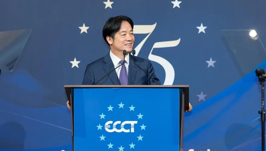 高雄人反了？賴清德執政街訪民調嚇死民進黨　英粉轟「沒蔡英文好」