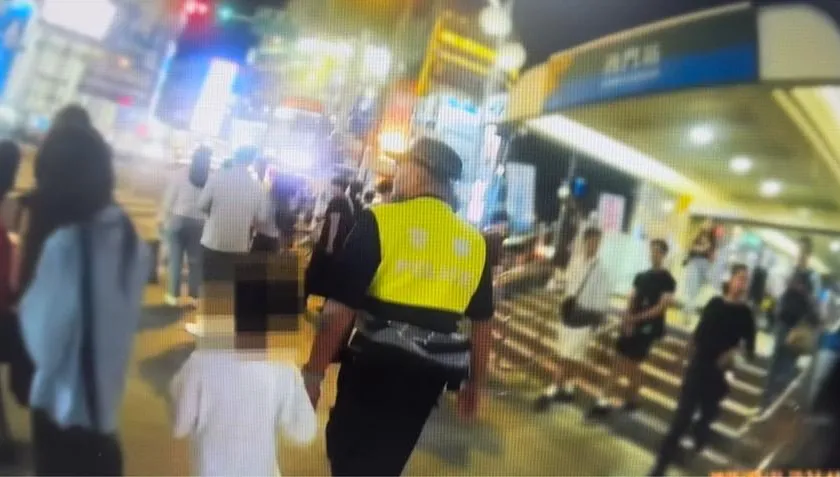 影/北捷男童誤認路人是爸走失慘哭　暖警牽緊手速助團圓