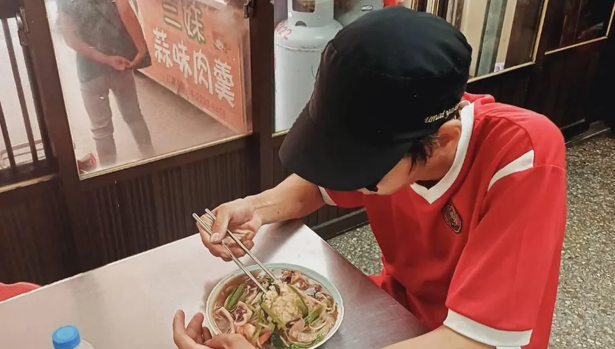 台中「黑戶青年」父親找到了　爸：不知道怎麼報戶口
