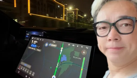不只館長…詹惟中廈門搭朋友車　驚嘆陸科技「已超乎想像」
