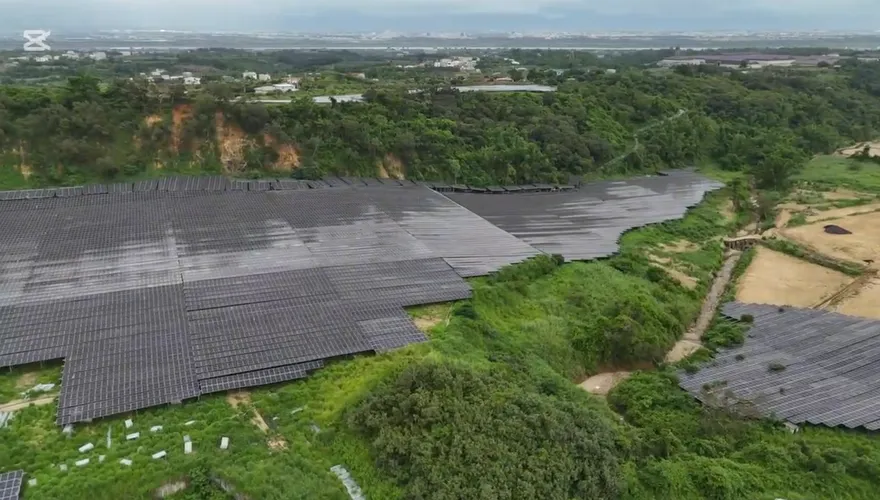 影/颱風來恐滅村！大樹51公頃光電板「啃噬山林」　震撼空拍