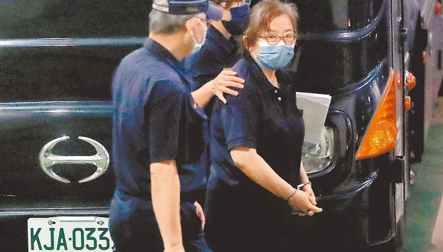 嘆司法工作24年成外行人！吳宗憲看黃呂錦茹再羈押：極為罕見
