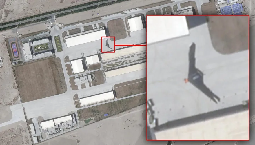 衛星拍到！新疆秘密基地現巨型無人機　翼展52米直逼「B-12」