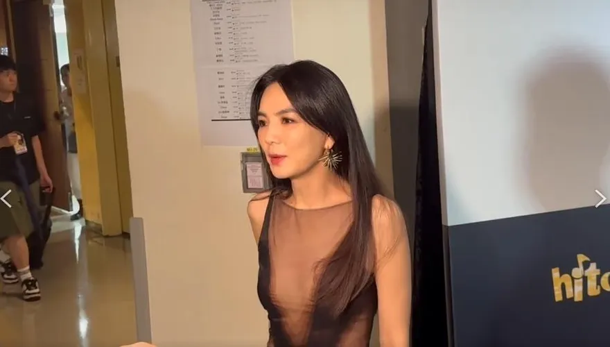 Ella生日被Selina、Hebe騙了！收老公大驚喜「像被二度求婚」