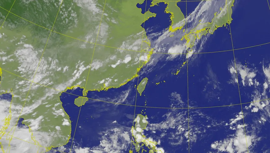 熱帶低壓95W增強中！日氣象廳：24小時內恐成「聖帕」颱風