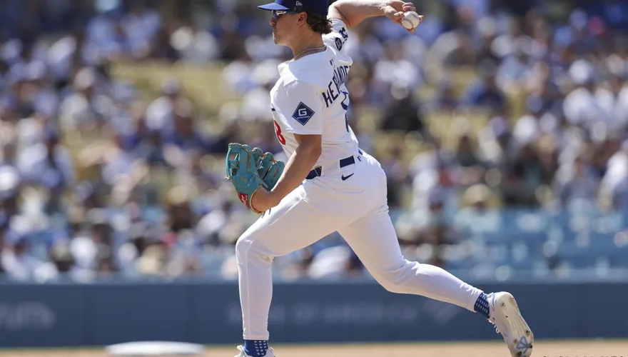 MLB/從牛棚出來...道奇野手登板險砸鍋　總仔差點笑不出來