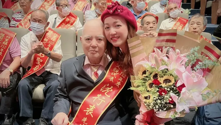 台語歌后秀蘭瑪雅95歲模範父親辭世！感性悼念「永遠是我們的大樹」