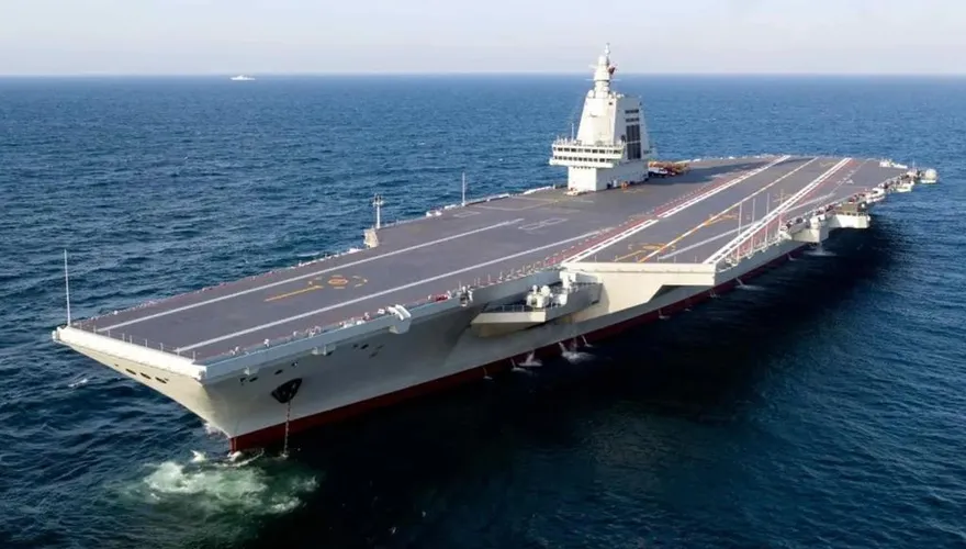 陸航母「福建艦」明出港？長江口發航行管制　傳9/18服役