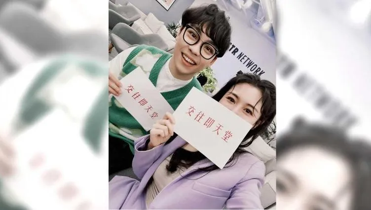 姐弟戀？Albee「擇偶口味」賀瓏完美命中：喜歡聰明的白痴