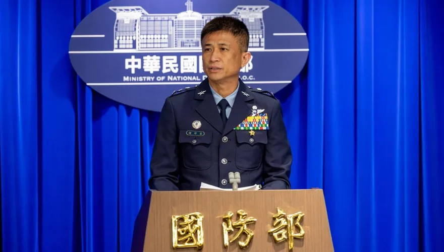 空軍7月晉升新科少將　F-16飛官鍾坤昌、胡中華摘星