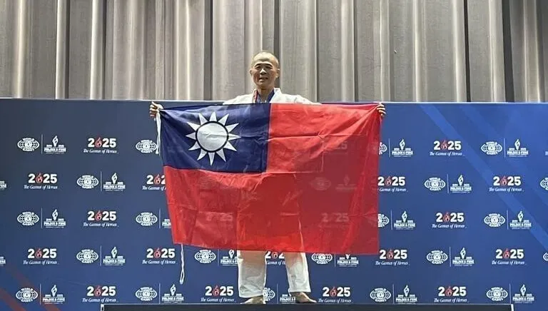 中華代表隊首面金牌入袋！　62歲林世明世警會柔道奪金