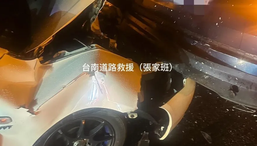 收假夜紫爆！國1南向2路段爆6車＋4車追撞　後方回堵6公里