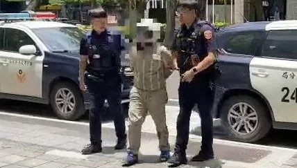 林口黑貓女司機捅死男同事！檢今相驗　妻帶2兒悲痛現身