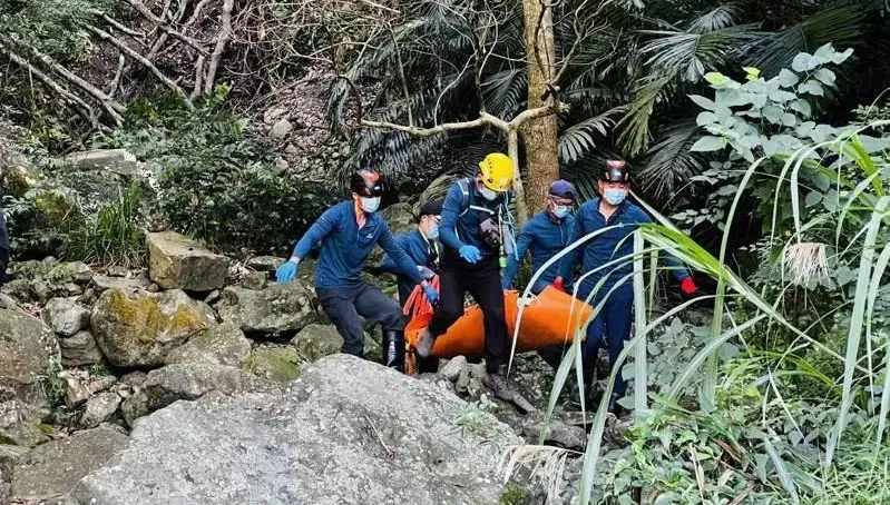 新北43人登山團爬東卯山步道　65歲男失蹤38小時成冰冷遺體