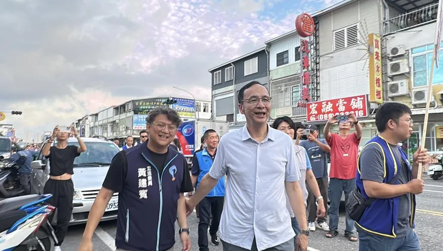 赴台東挺黃建賓　朱立倫：跟民進黨不同黨就要被罷免？