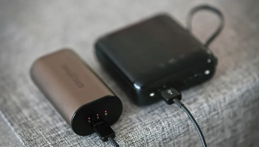 陸航班禁帶無3C標識行動電源　今年已15件起火冒煙事故