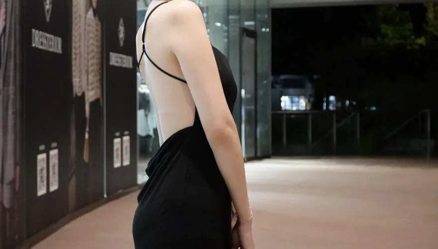 國光美腿女神林茉晶罹癌剃髮！「半年化療6次」吐恐懼心聲