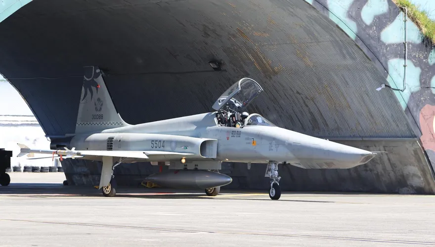 捍衛戰士真實上演？老虎機與美軍F-14較量軼事曝光！