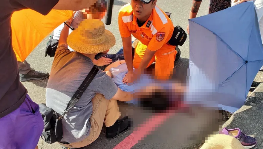 影/基隆潮境公園嚴重車禍　機車衝撞一家5口老婦不治