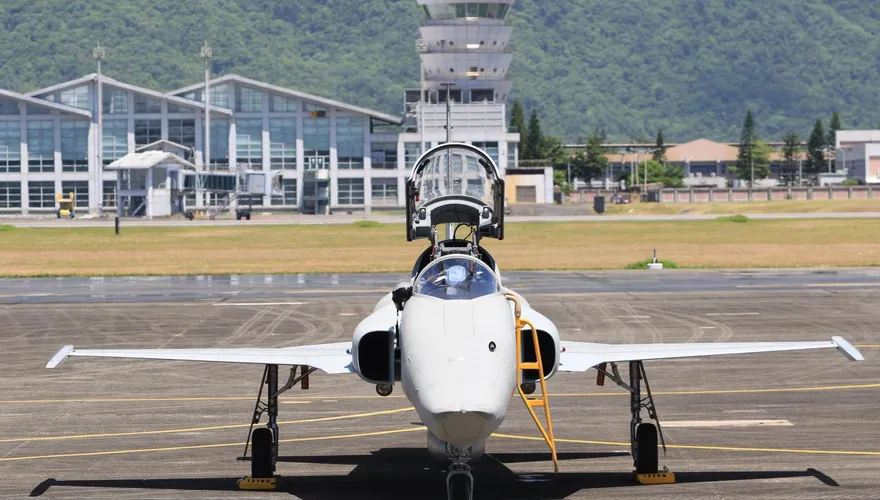台灣獨有RF-5E型偵察機　虎瞰長空30年