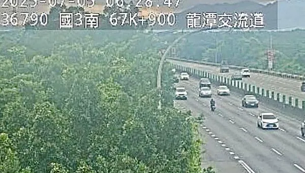 超扯！43歲機車男硬闖國道逆飆17公里　警封路攔人