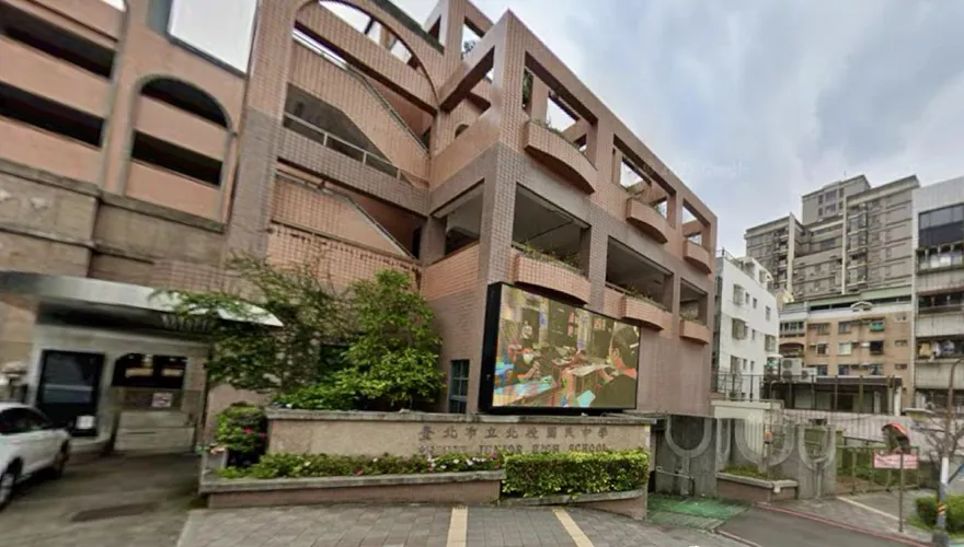 北投國中女壘隊17人疑食物中毒　送餐港式餐廳遭勒令停業
