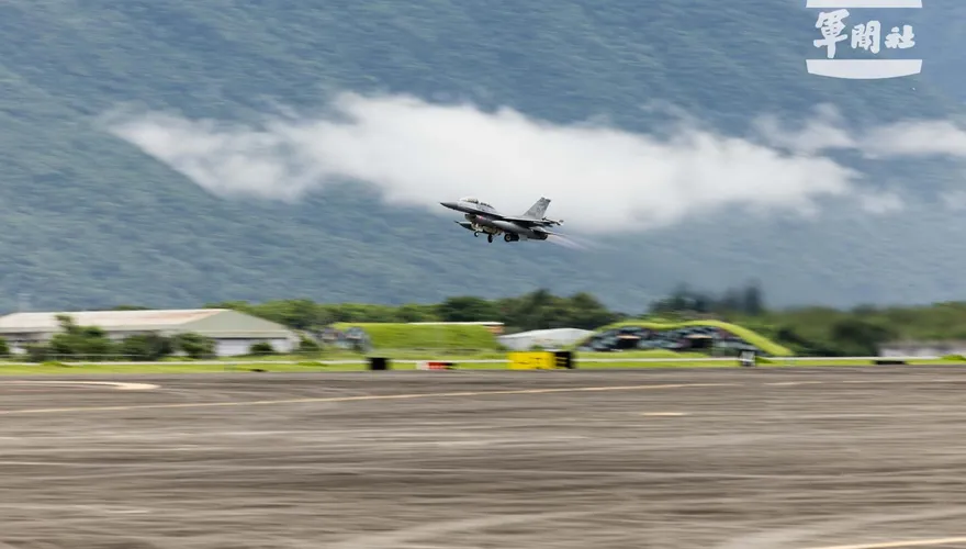 F-16V花蓮外海飛官跳傘失聯　新機還不來、舊機自動防撞系統待安裝