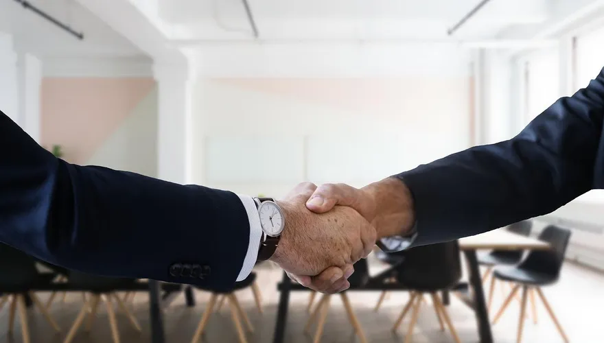 面試從不看學歷！美知名企業CEO：實質價值與潛力比文憑重要