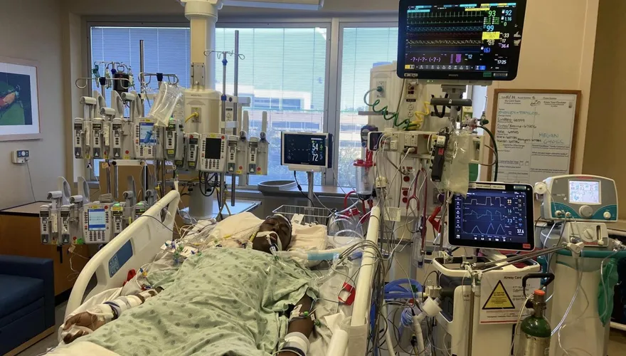 美13歲少年胸痛就醫揪出罕病　「心臟功能剩7%」險猝死