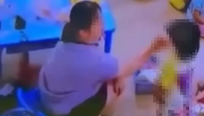 竹南幼兒園女教保員「狠打女童巴掌」　監視器全拍到
