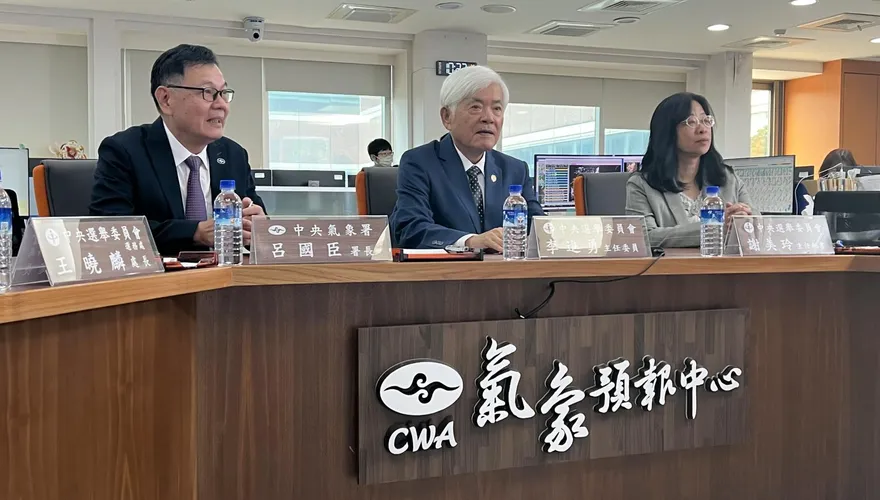 726罷免投票恐遇颱風攪局　中選會：若地方停班課就停止投票
