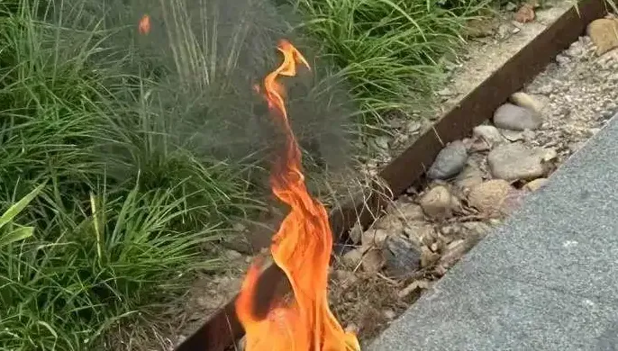羅馬仕行充又傳自燃！燒穿褲袋致三度燒傷　事主：買不到一年