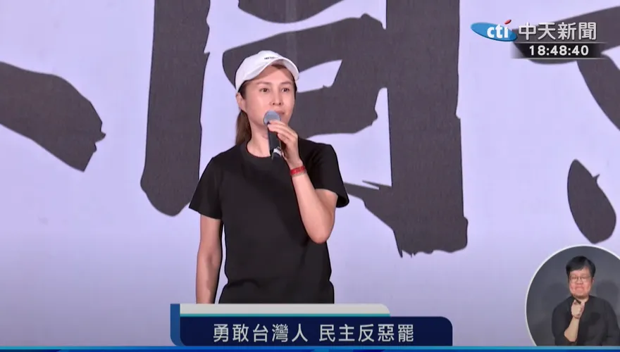 高金素梅痛批青鳥太囂張　嗨唱《我們都是一家人》嗆聲賴清德雜質說